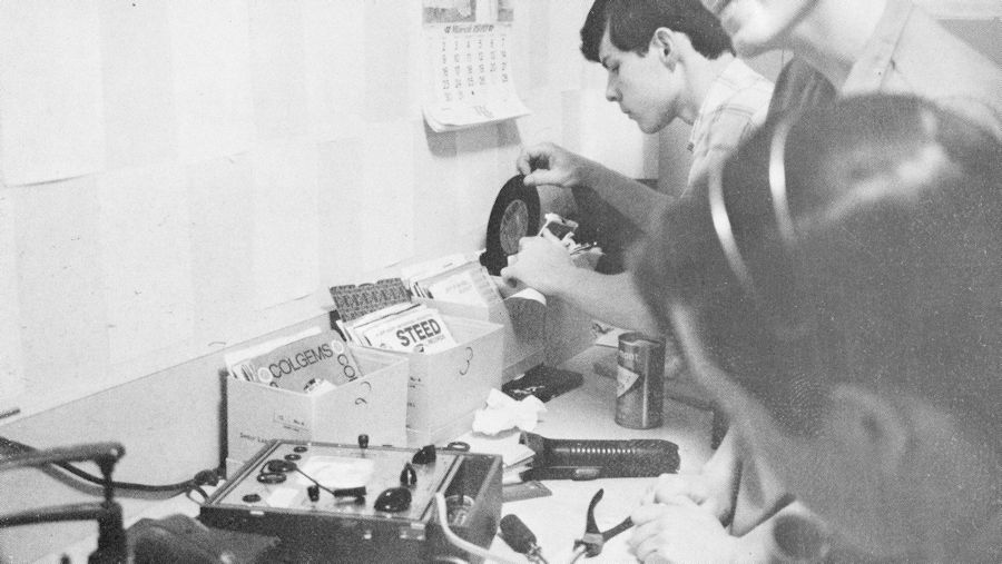 KPVH 850, Pinole, Gary Paddock and Doug McCaskey in the KPVH Studio in 1970